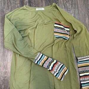 Woman’s Green and Patterned Long Sleeve